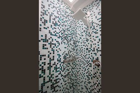 Casa para alugar com 250m², 3 quartos e 4 vagasBanheiro da Suite