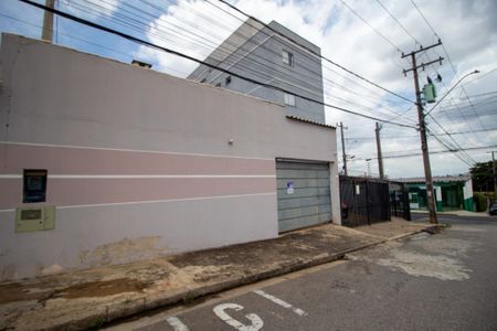 Casa para alugar com 250m², 3 quartos e 4 vagasFachada