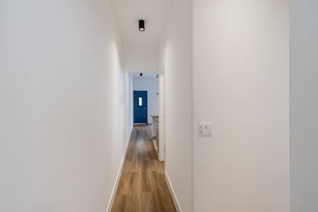 Corredor de casa para alugar com 2 quartos, 80m² em Perdizes, São Paulo