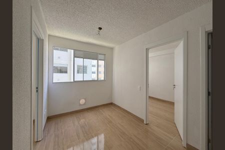 Sala  de apartamento para alugar com 2 quartos, 32m² em Jardim Caravelas, São Paulo