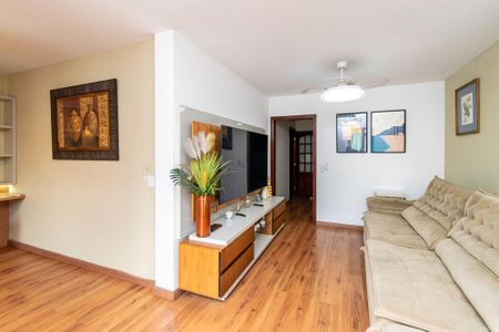 Sala de casa à venda com 3 quartos, 220m² em Penha, Rio de Janeiro