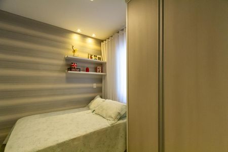 Apartamento à venda com 69m², 3 quartos e 3 vagas Apartamento à venda com 69m², 3 quartos e 3 vagasQuarto 1