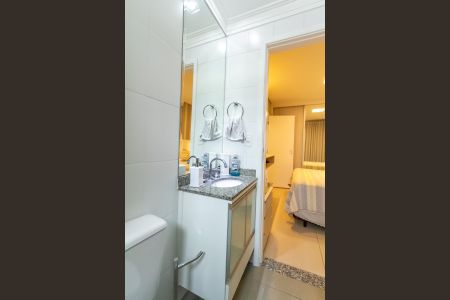 Apartamento à venda com 69m², 3 quartos e 3 vagas Apartamento à venda com 69m², 3 quartos e 3 vagasBanheiro da Suíte