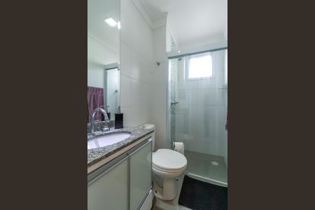 Apartamento à venda com 69m², 3 quartos e 3 vagas Apartamento à venda com 69m², 3 quartos e 3 vagasBanheiro Social