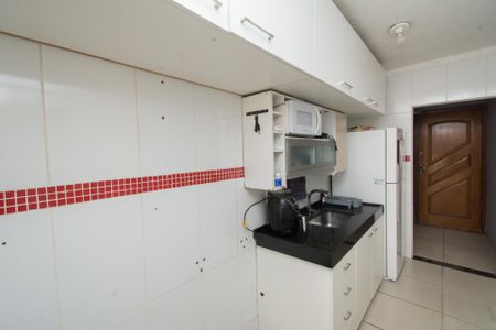 Apartamento para alugar com 120m², 2 quartos e 2 vagasCozinha