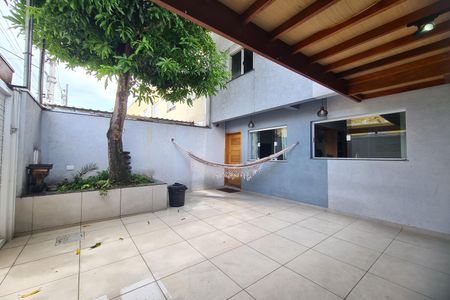 Casa para alugar com 75m², 2 quartos e 2 vagasGaragem