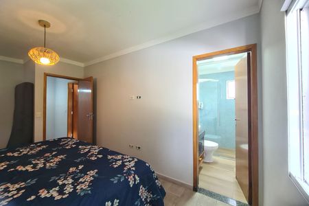 Casa para alugar com 75m², 2 quartos e 2 vagasSuite