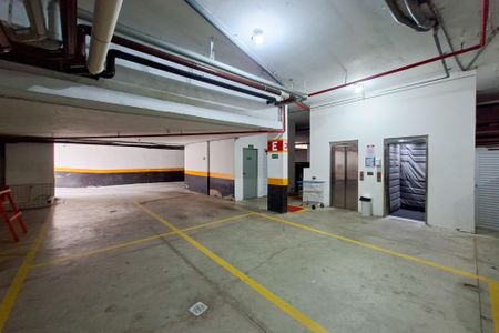 Apartamento para alugar com 39m², 1 quarto e 1 vaga Apartamento para alugar com 39m², 1 quarto e 1 vagaGaragem