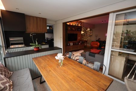 Apartamento à venda com 109m², 3 quartos e 2 vagasChurrasqueira