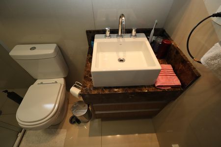 Apartamento à venda com 109m², 3 quartos e 2 vagasBanheiro da Suíte