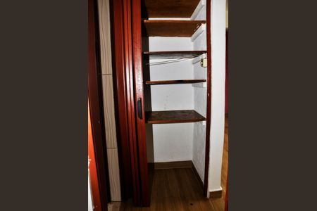 Apartamento para alugar com 48m², 2 quartos e 1 vagaDetalhe - Corredor Quartos