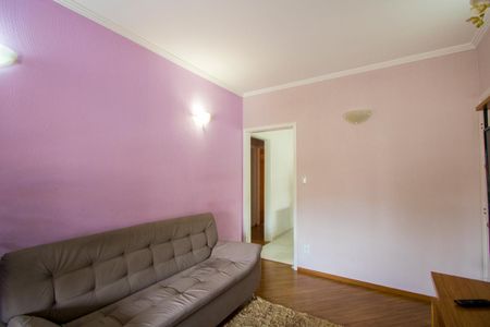 Casa à venda com 145m², 2 quartos e 4 vagas Casa à venda com 145m², 2 quartos e 4 vagasSala