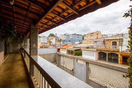 Varanda da sala de casa à venda com 2 quartos, 145m² em Vila Vitória, Santo André