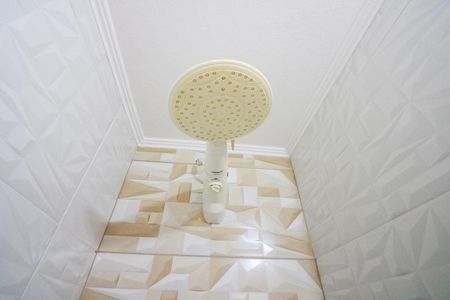 Casa à venda com 145m², 2 quartos e 4 vagas Casa à venda com 145m², 2 quartos e 4 vagasBanheiro social 2