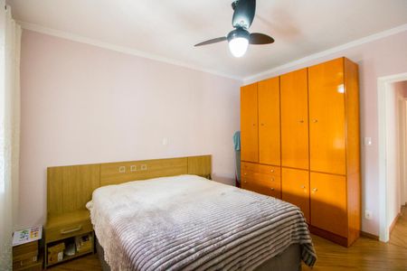 Quarto 1 de casa à venda com 2 quartos, 145m² em Vila Vitória, Santo André