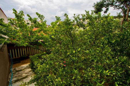 Casa à venda com 145m², 2 quartos e 4 vagas Casa à venda com 145m², 2 quartos e 4 vagasJardim