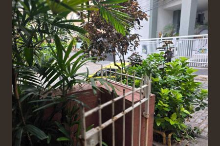 Apartamento à venda com 69m², 2 quartos e 1 vaga