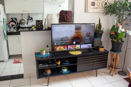 Sala de apartamento à venda com 2 quartos, 48m² em Jardim Nova Europa, Campinas