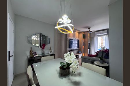 Sala de apartamento para alugar com 2 quartos, 69m² em Barra da Tijuca, Rio de Janeiro