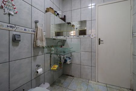 Casa à venda com 144m², 3 quartos e 2 vagasBanheiro Social