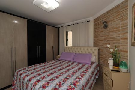 Casa à venda com 144m², 3 quartos e 2 vagasSuíte