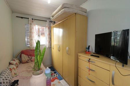 Casa à venda com 144m², 3 quartos e 2 vagasCasa dos Fundos - Quarto