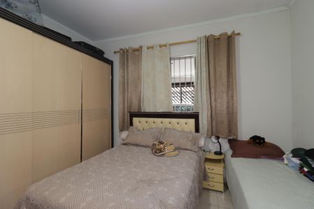 Casa à venda com 144m², 3 quartos e 2 vagasQuarto 1