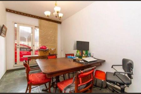 Casa à venda com 3 quartos, 274m² em Jardim Paulista, São Paulo