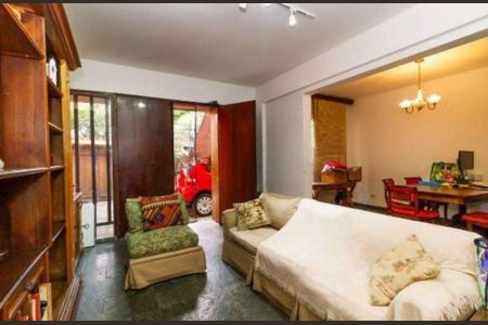 Casa à venda com 3 quartos, 274m² em Jardim Paulista, São Paulo