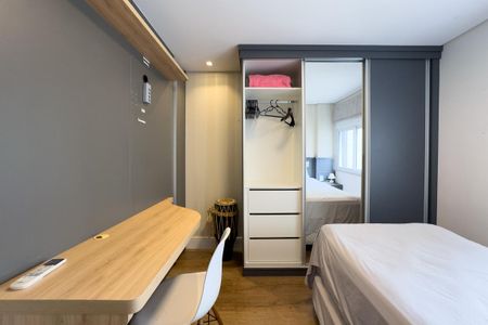 Quarto 1 de apartamento à venda com 2 quartos, 96m² em Jardim Paulista, São Paulo
