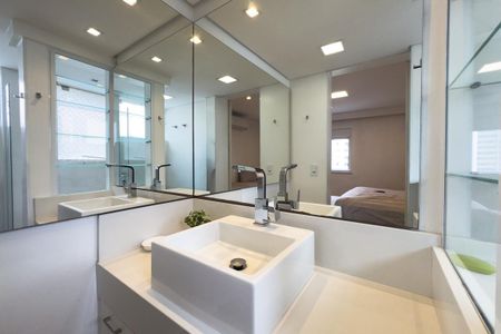 Apartamento à venda com 96m², 2 quartos e 1 vagaBanheiro da Suíte