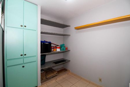 Apartamento à venda com 193m², 4 quartos e 2 vagasQuarto de Serviço