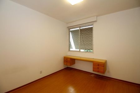 Apartamento à venda com 193m², 4 quartos e 2 vagasQuarto 2