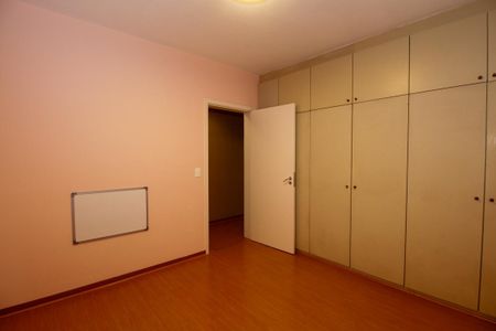 Apartamento à venda com 193m², 4 quartos e 2 vagasQuarto 3