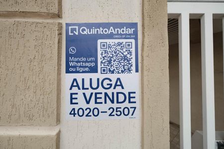 Casa de condomínio à venda com 103m², 2 quartos e 4 vagasFachada
