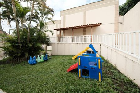 Casa de condomínio à venda com 103m², 2 quartos e 4 vagasÁrea comum