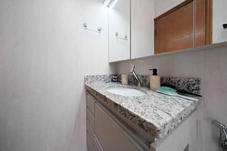 Casa de condomínio à venda com 103m², 2 quartos e 4 vagasSuíte 2