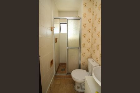 Banheiro de apartamento à venda com 1 quarto, 50m² em Partenon, Porto Alegre