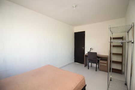 Quarto de apartamento à venda com 1 quarto, 50m² em Partenon, Porto Alegre