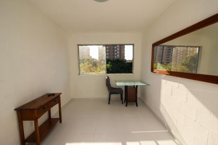 Sala de apartamento à venda com 1 quarto, 50m² em Partenon, Porto Alegre