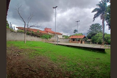 Casa à venda com 100m², 3 quartos e 8 vagas Casa à venda com 100m², 3 quartos e 8 vagasÁrea verde