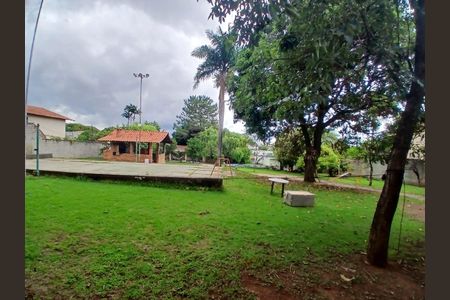 Casa à venda com 100m², 3 quartos e 8 vagas Casa à venda com 100m², 3 quartos e 8 vagasÁrea verde