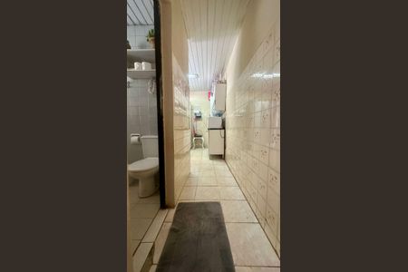 Casa à venda com 100m², 3 quartos e 8 vagas Casa à venda com 100m², 3 quartos e 8 vagasCorredor