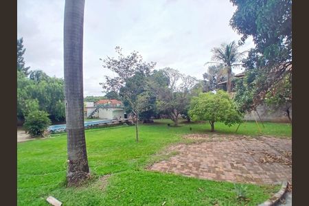 Casa à venda com 100m², 3 quartos e 8 vagas Casa à venda com 100m², 3 quartos e 8 vagasÁrea verde