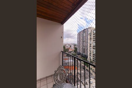Apartamento à venda com 67m², 2 quartos e 1 vagaVaranda