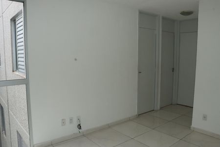 Apartamento para alugar com 2 quartos, 44m² em Recanto Vista Alegre, Cotia