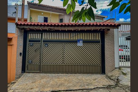 Casa para alugar com 140m², 3 quartos e 2 vagas Casa para alugar com 140m², 3 quartos e 2 vagasFachada