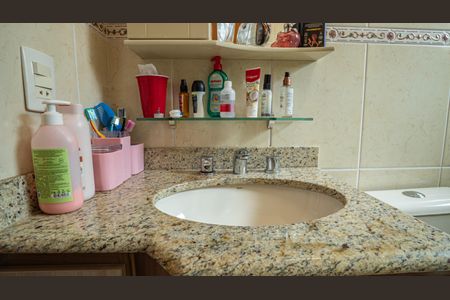 Casa para alugar com 140m², 3 quartos e 2 vagas Casa para alugar com 140m², 3 quartos e 2 vagasBanheiro da Suíte 1