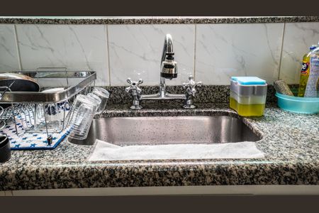 Casa para alugar com 140m², 3 quartos e 2 vagas Casa para alugar com 140m², 3 quartos e 2 vagasCozinha - Torneira