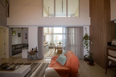 Apartamento para alugar com 163m², 3 quartos e 4 vagas Apartamento para alugar com 163m², 3 quartos e 4 vagasSala